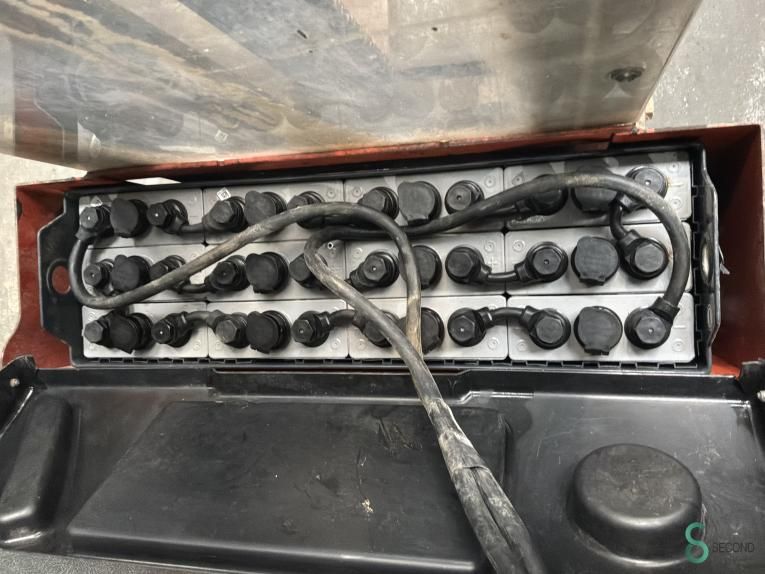 Stapler Elektrisch BT SWE120 2007