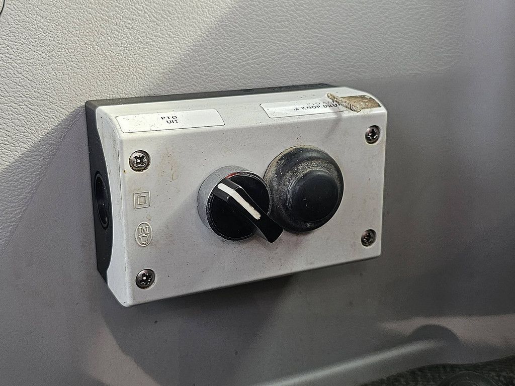 VOLVO FE 260.18 hmf 1035