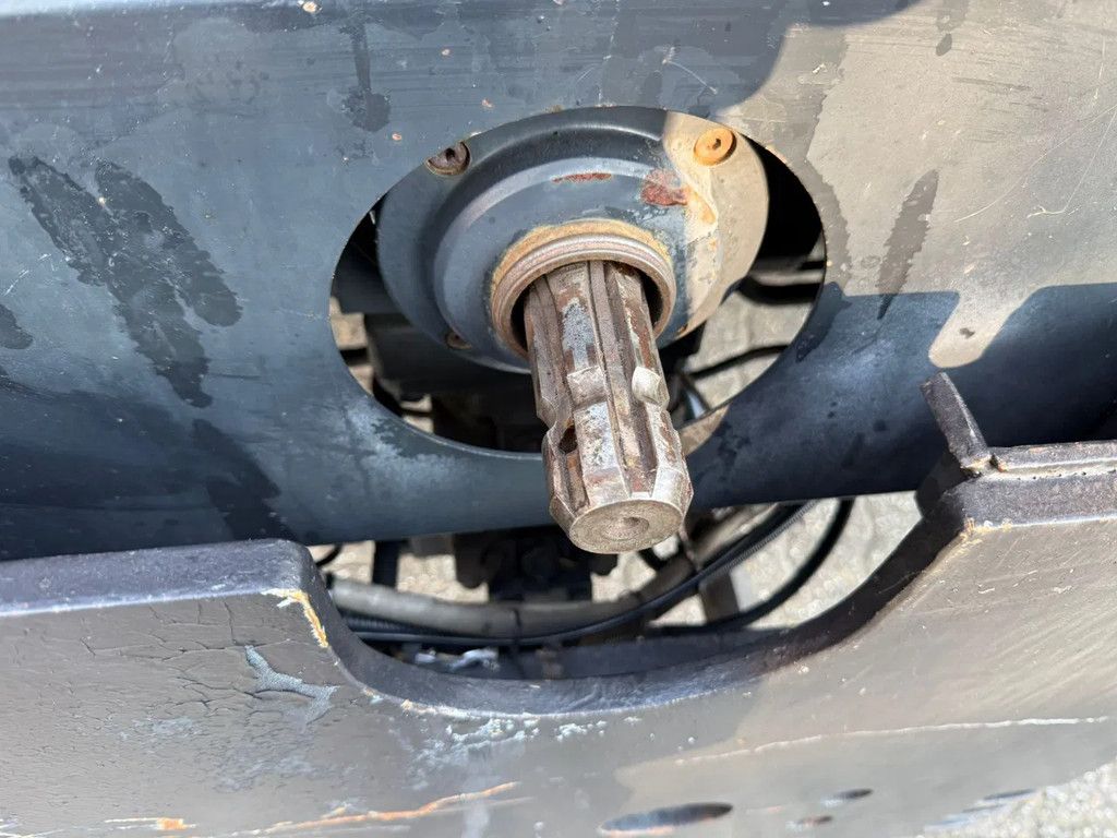 MAN 10.163 4x4 63.042KM!! PTO/Hydraulic voor+achter Aftakas Hefinrichting achter 3 Zijden kipper