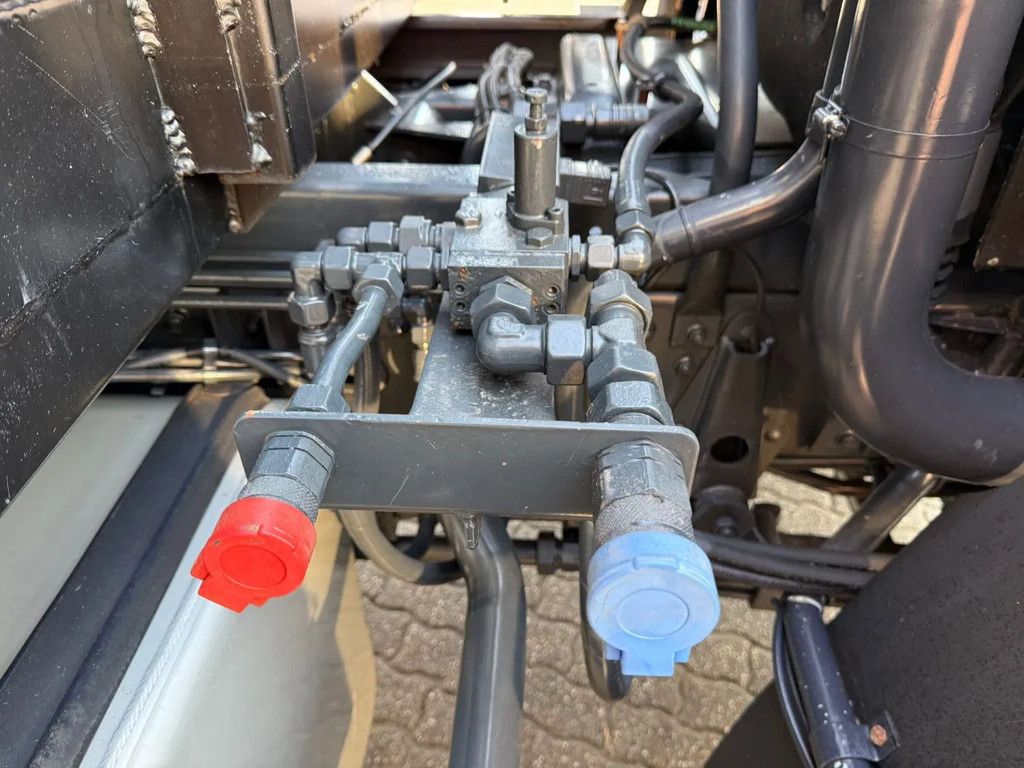 MAN 10.163 4x4 63.042KM!! PTO/Hydraulic voor+achter Aftakas Hefinrichting achter 3 Zijden kipper