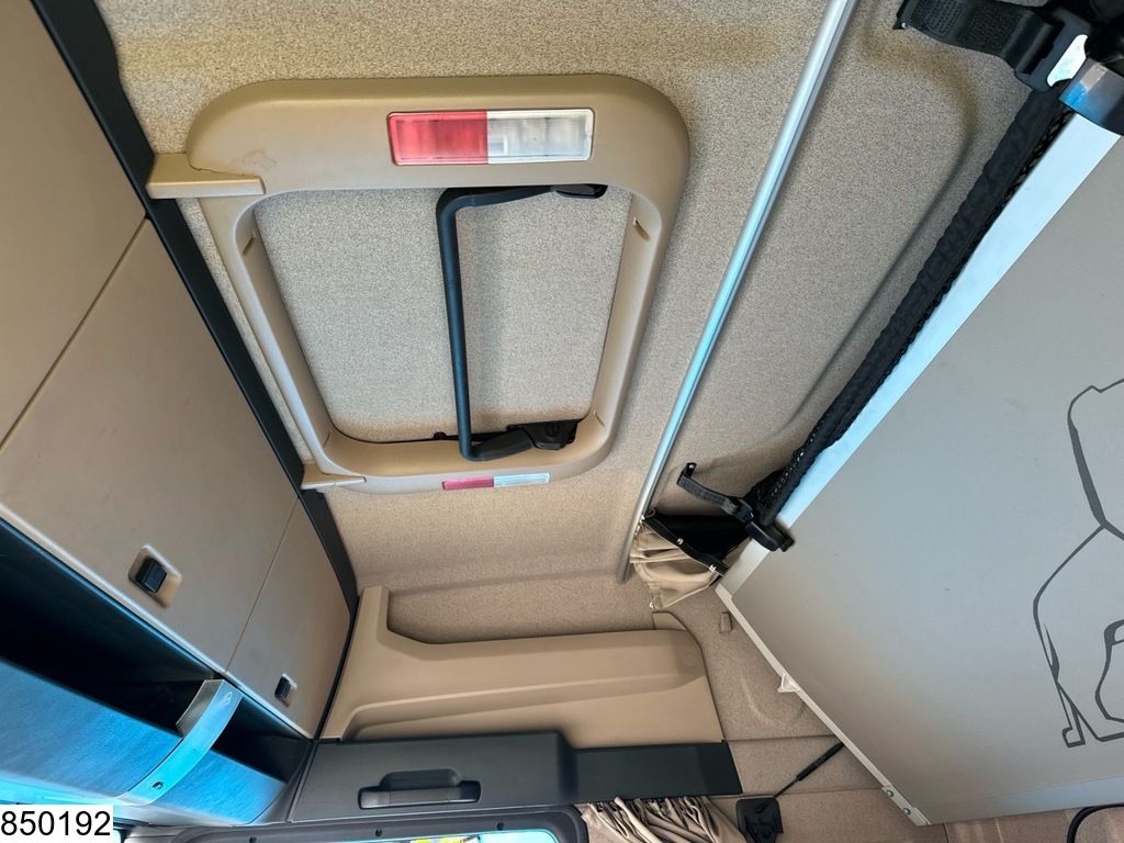 MAN TGX 18 470 EURO 6, Retarder