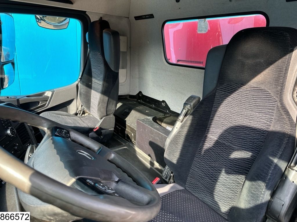 Mercedes Actros 3245 8x4, Euro 6, leaf suspension, PTO