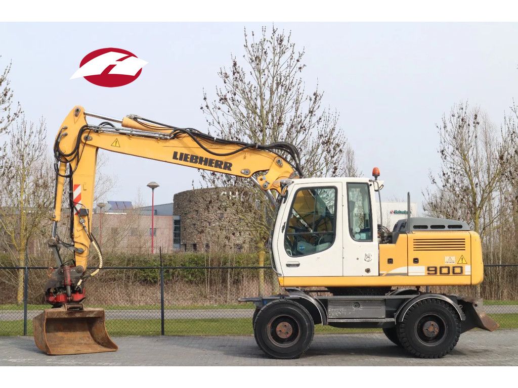 Liebherr A900C | ROTOTILT | BUCKET | GOOD TIRES