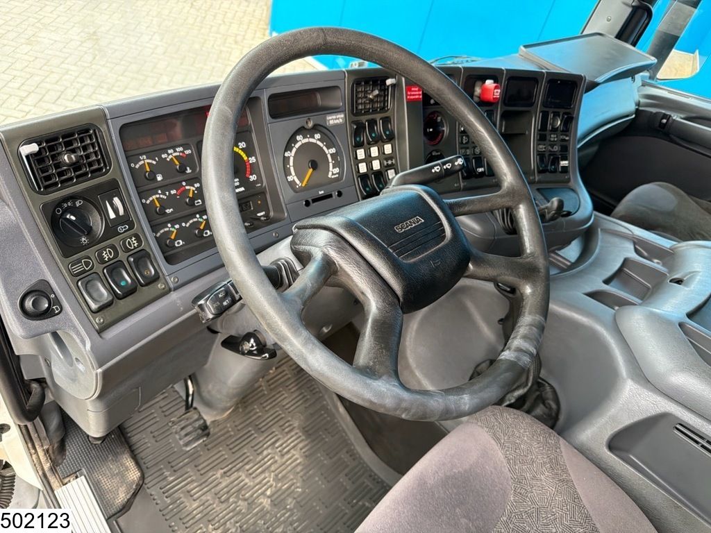 Scania P 320 Manual transmission, 14000 litres, petrol