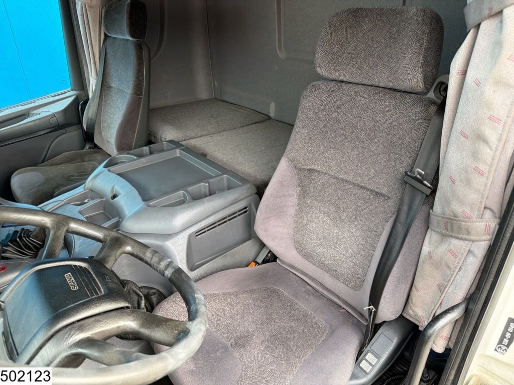 Scania P 320 Manual transmission, 14000 litres, petrol