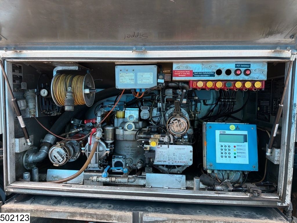 Scania P 320 Manual transmission, 14000 litres, petrol