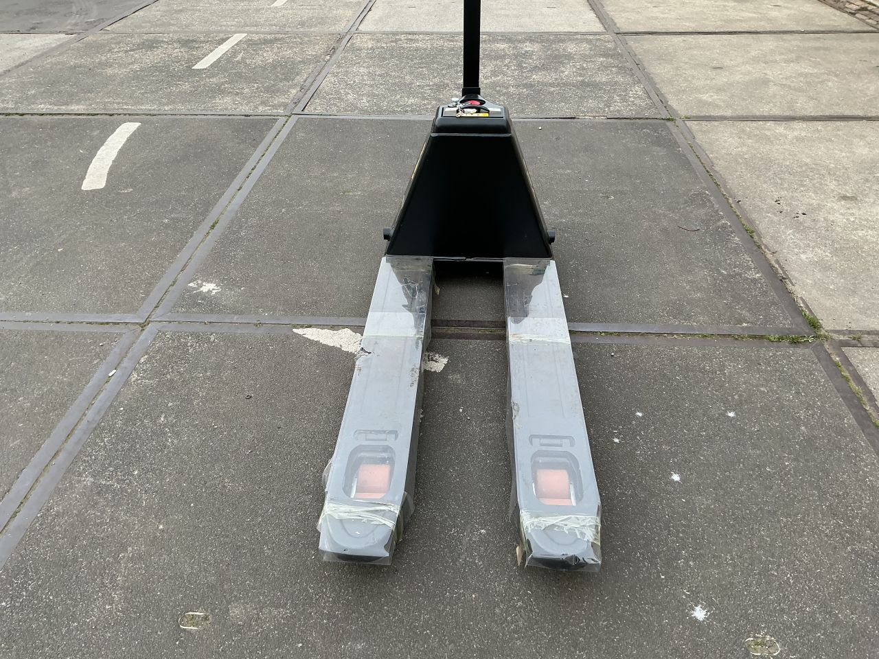 Te koop Yale elektrische pompwagen NIEUW !!!