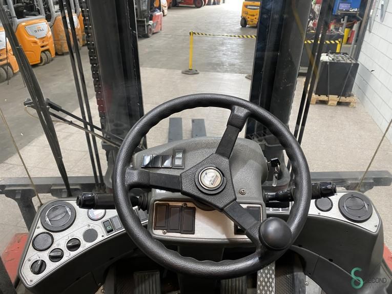 Forklifts Electric Kalmar ECD 80-6 2001
