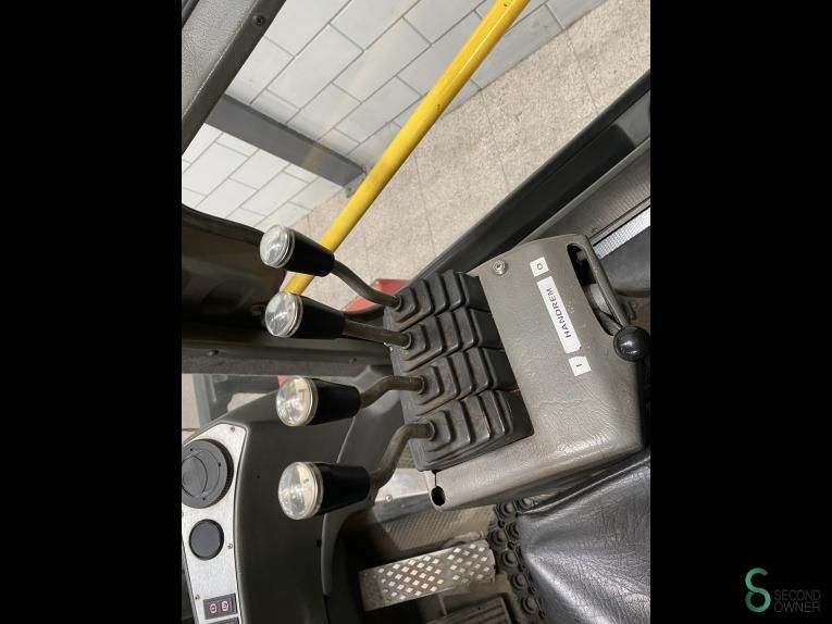 Forklifts Electric Kalmar ECD 80-6 2001