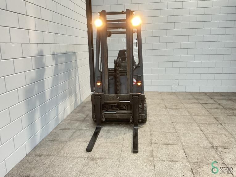 Gabelstapler Elektrisch Still R20-16 Gabelspreiz