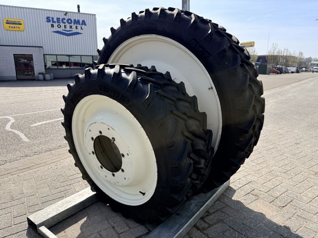 BKT Agrimax RT955 Set Cultuurwielen