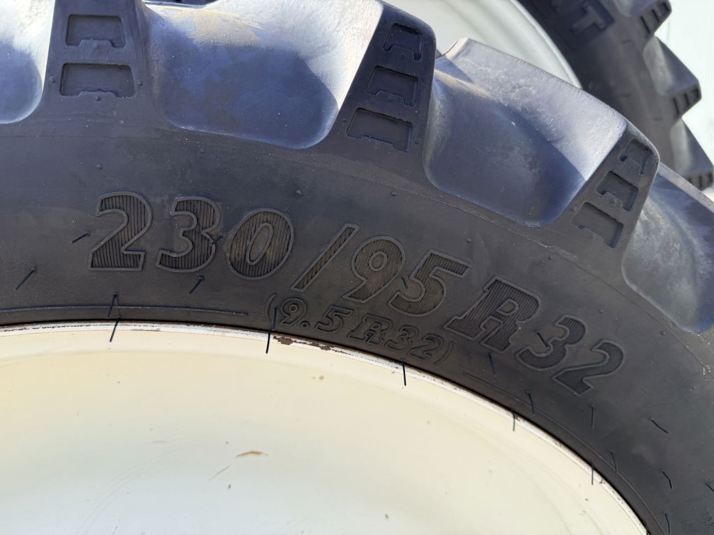 BKT Agrimax RT955 Set Cultuurwielen