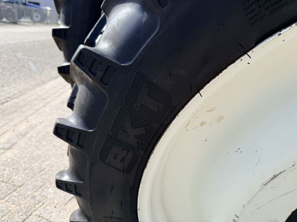BKT Agrimax RT955 Set Cultuurwielen