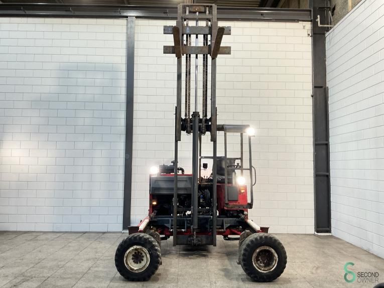 Forklifts Diesel Moffett M7 30.4W 2004 4-Way