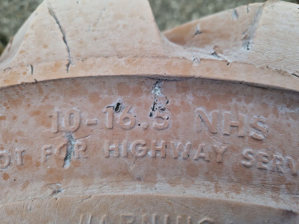 Overige Outrigger volrubber non marking hoogwerkerbanden