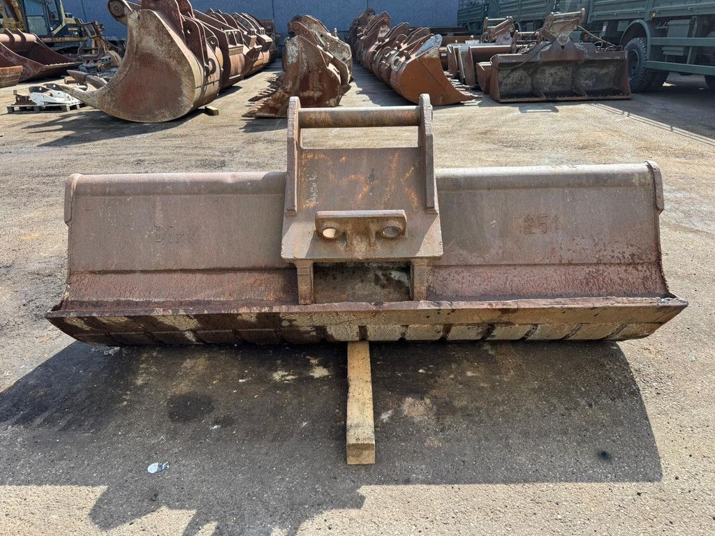 Lehnhoff slotenbak NGT4-2400 MS25