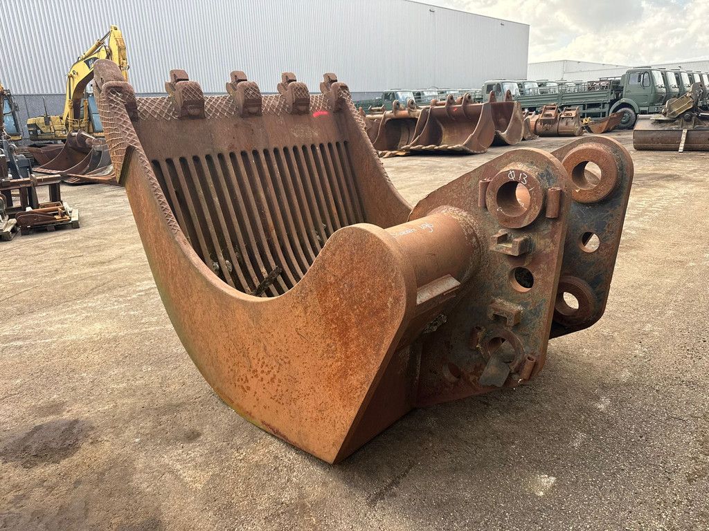 Caterpillar Skeletonbucket Caterpillar 374
