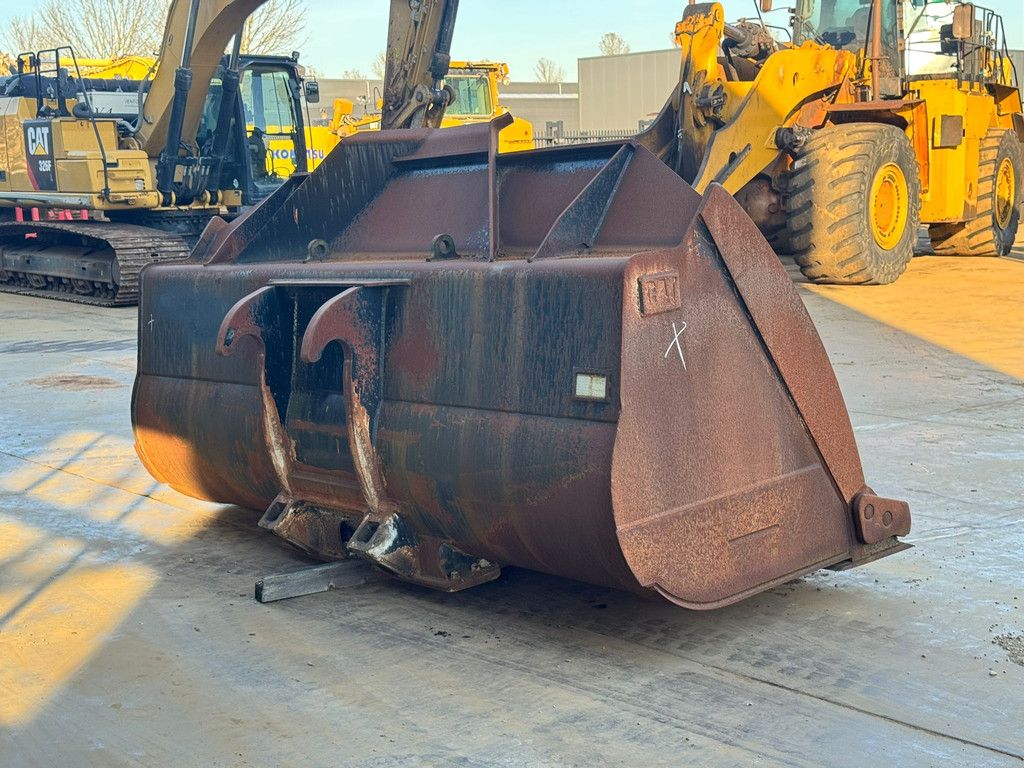 Caterpillar 972K 4.6m3 Fusion coupler