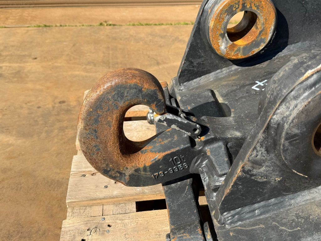 Caterpillar Quick coupler CW 30 H4N