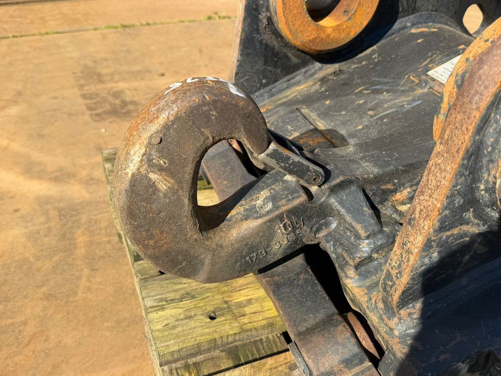 Caterpillar Quick coupler CW 40 H4N