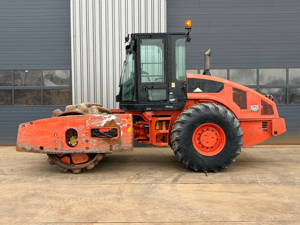 Caterpillar CP74