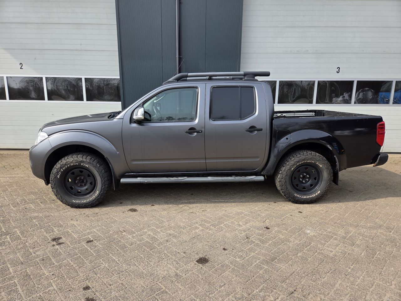Nissan Navara 2.5 dCi