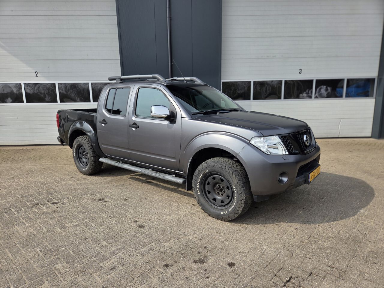Nissan Navara 2.5 dCi