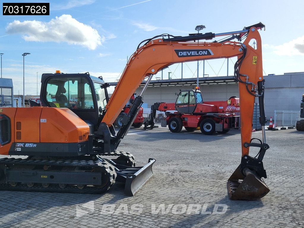 Doosan DX85 R-7 A/C - 3 Buckets