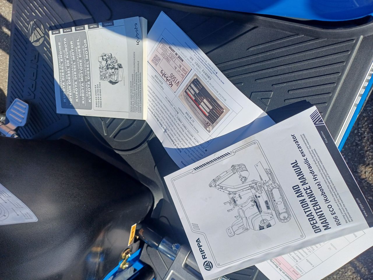 Kubota Rippa R06 minigraver