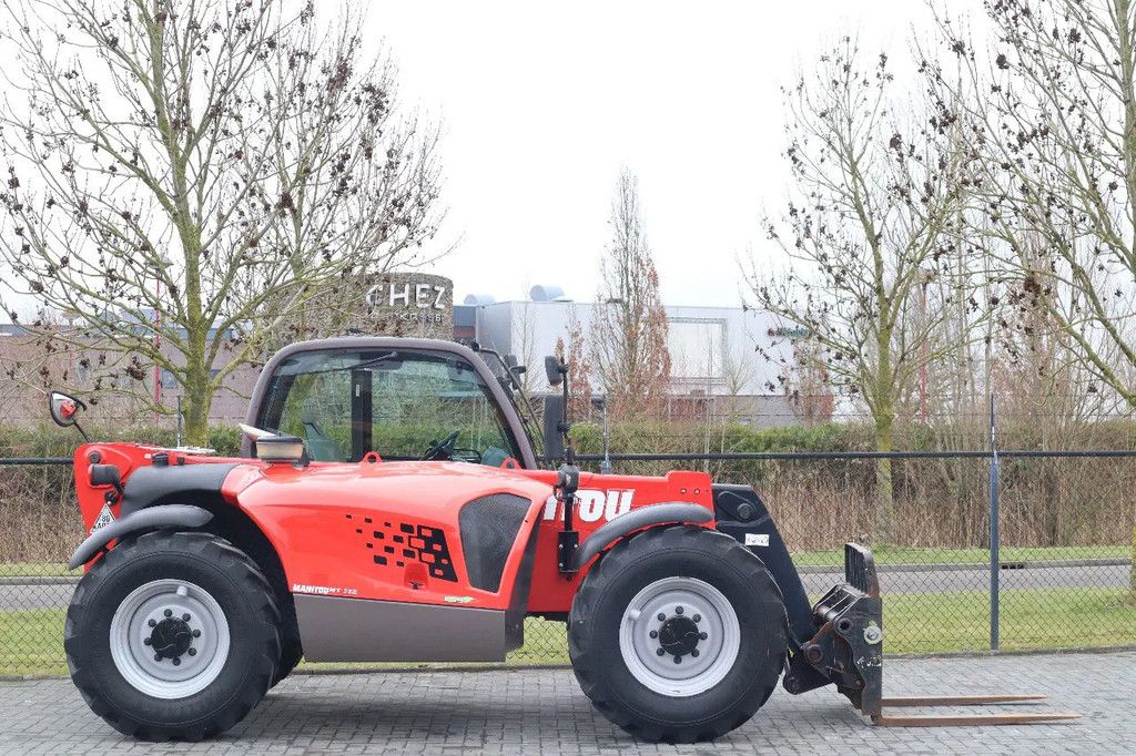 Manitou MT 732 | FORKS | LOW HOURS | LIKE NEW!