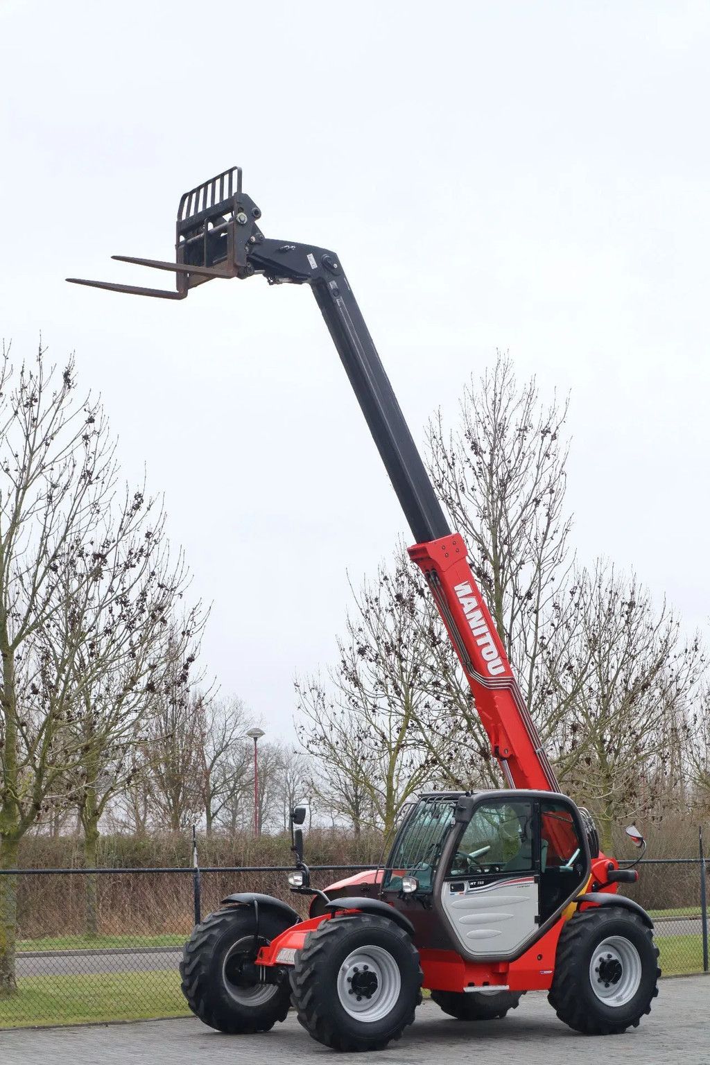 Manitou MT 732 | FORKS | LOW HOURS | LIKE NEW!