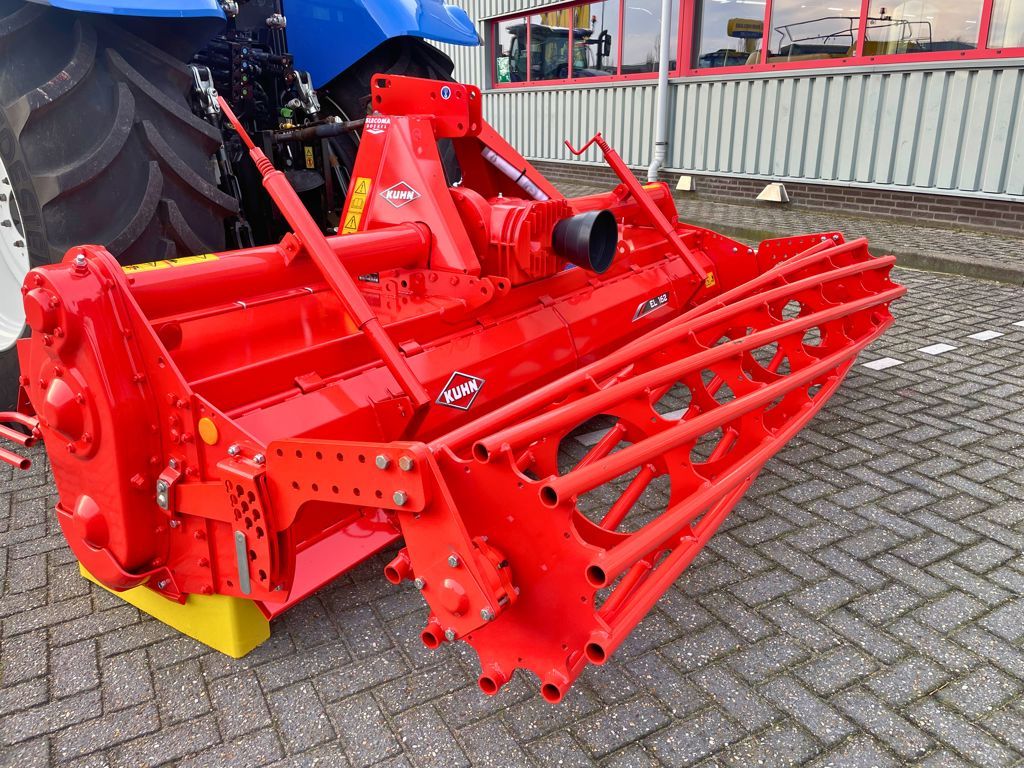 Kuhn EL162-300 Frees met Kooirol