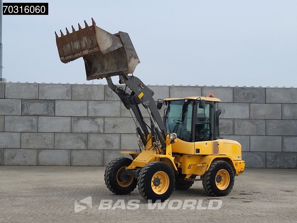 Volvo L30 G