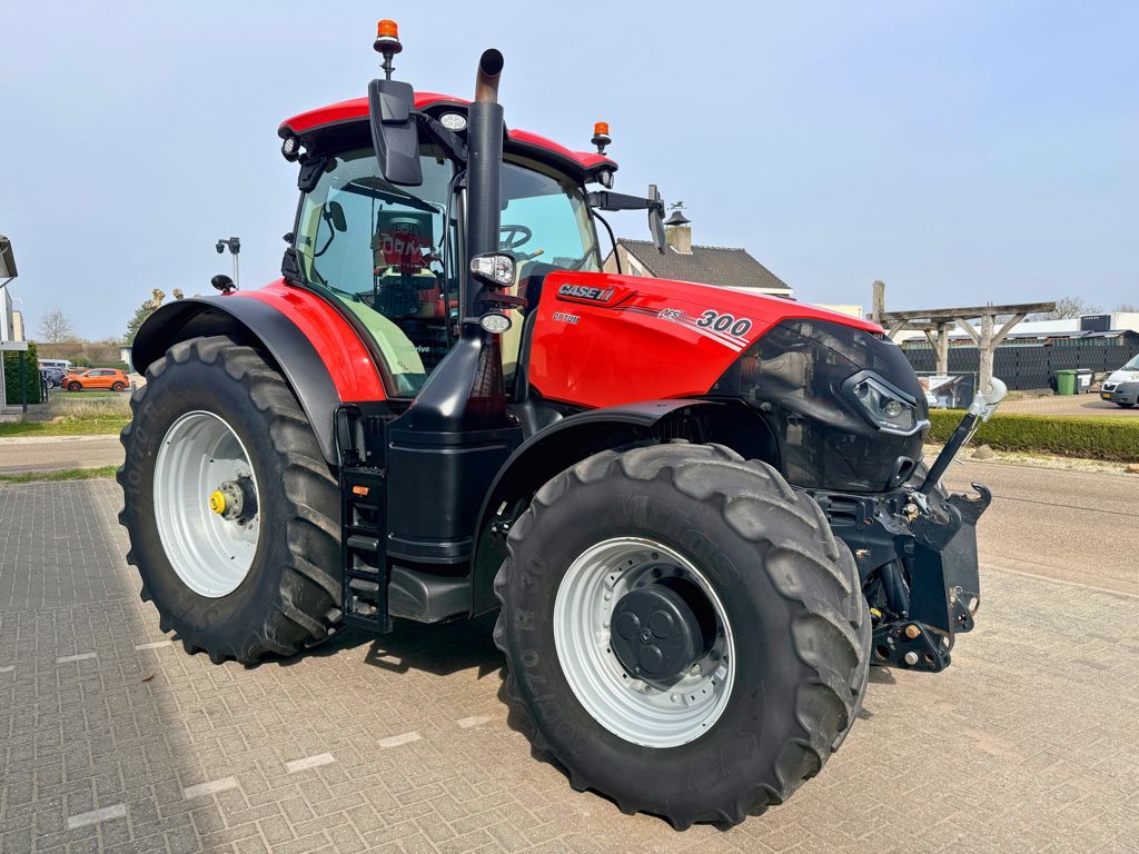 Case IH Optum 300 CVX AFS Connect GPS