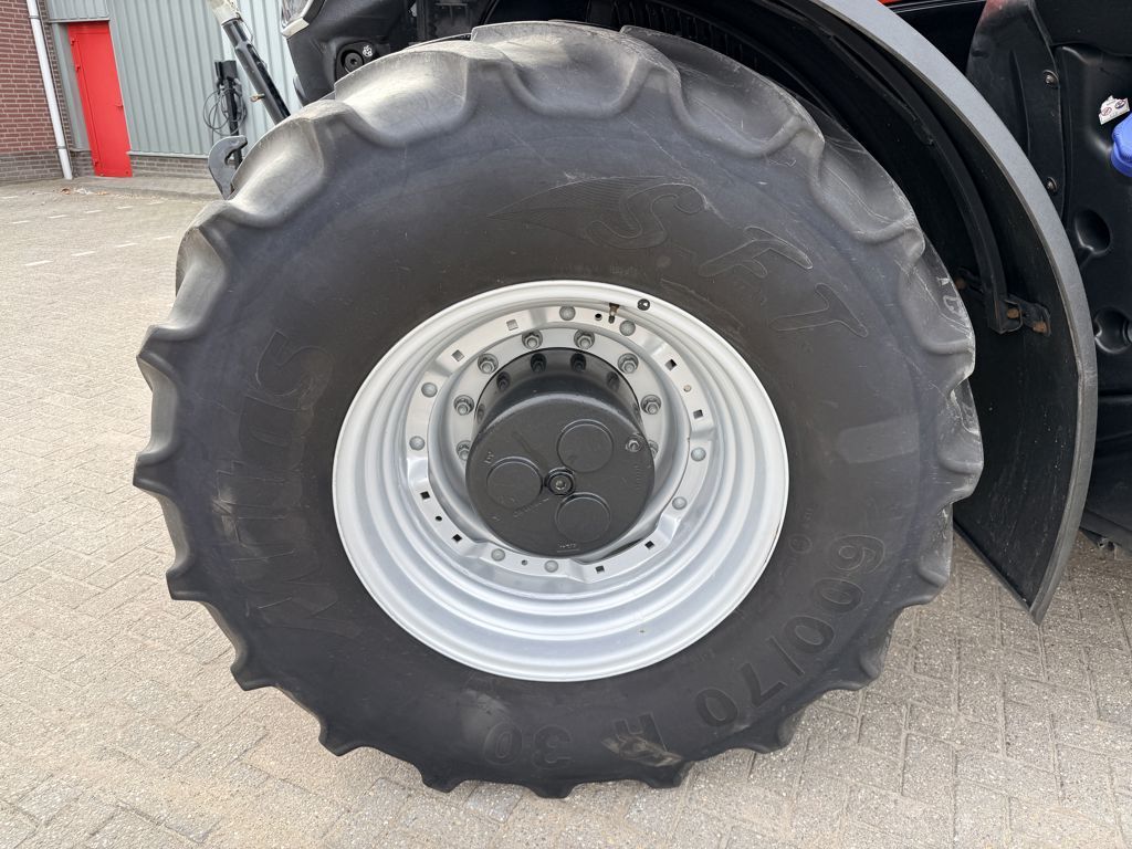 Case IH Optum 300 CVX GPS RTK