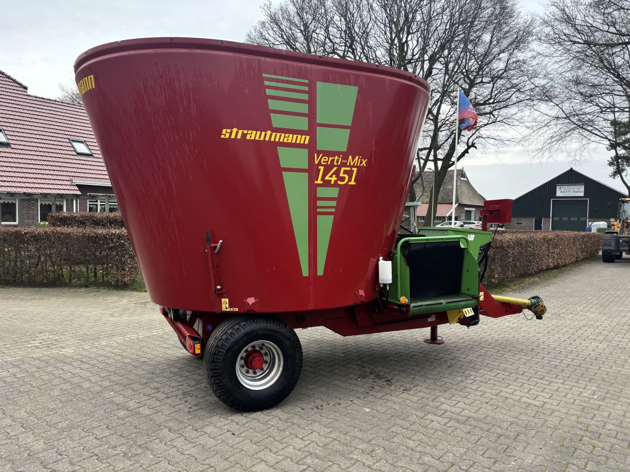 Strautmann verti mix 1451 voermengwagen