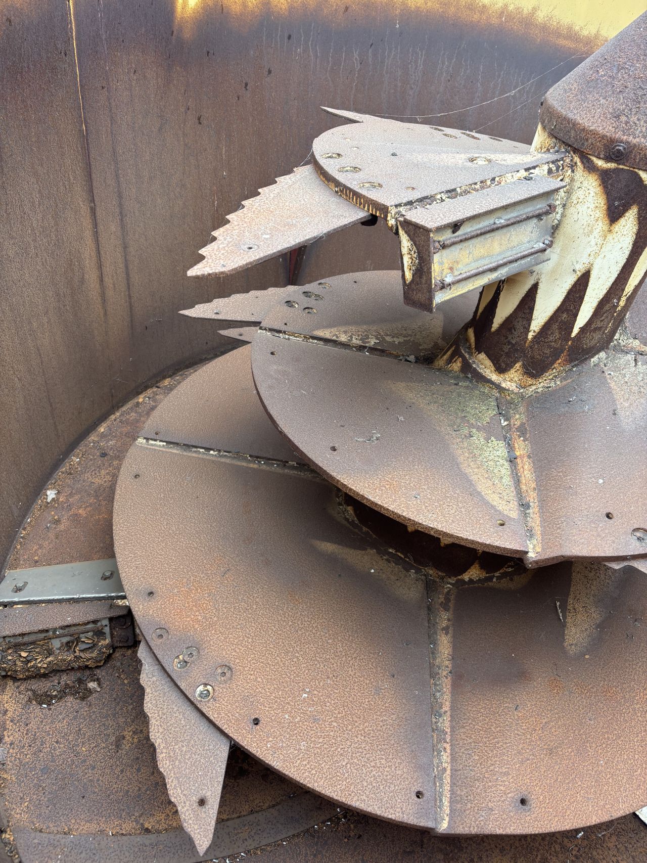 Strautmann verti mix 1451 voermengwagen