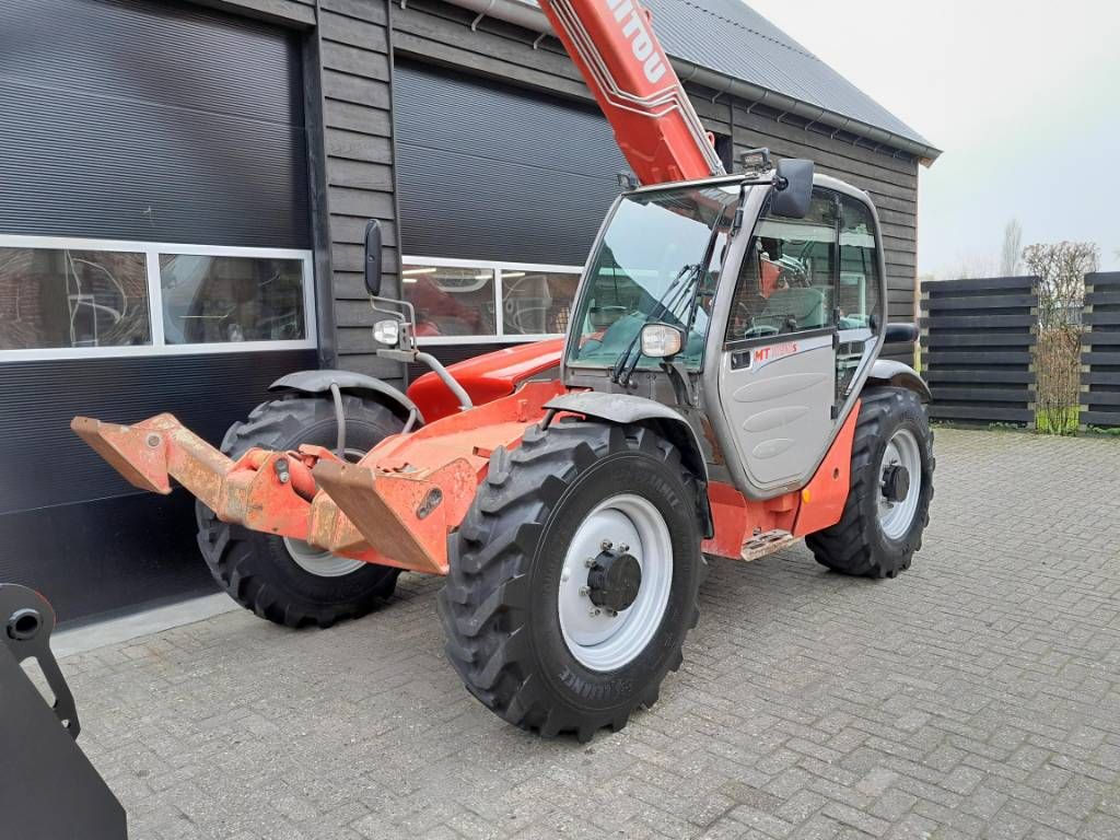 Manitou MT 1030 S verreiker - Grondbak + Vorken