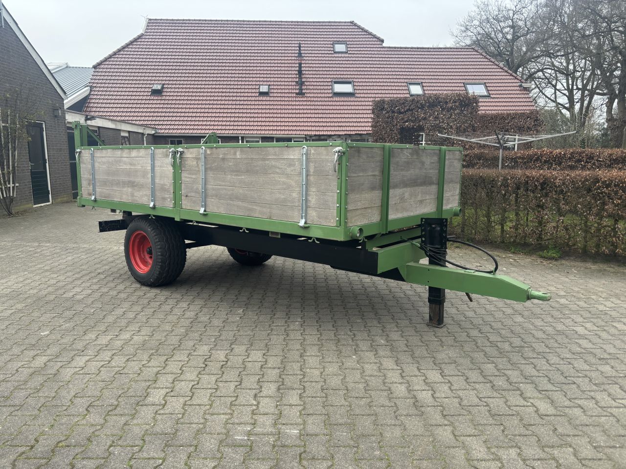 Kieper met stalen bodem