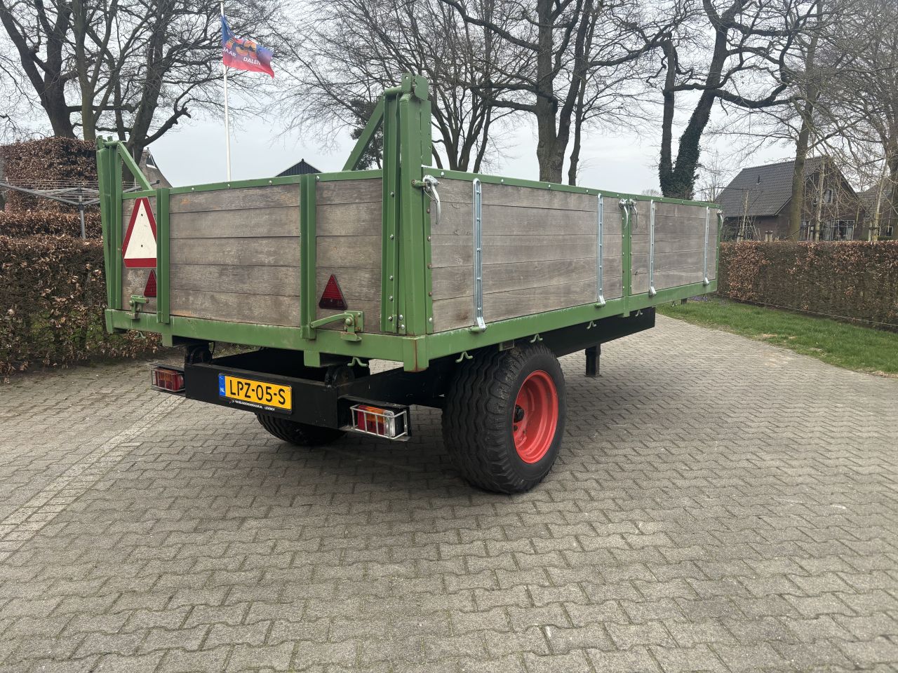 Kieper met stalen bodem