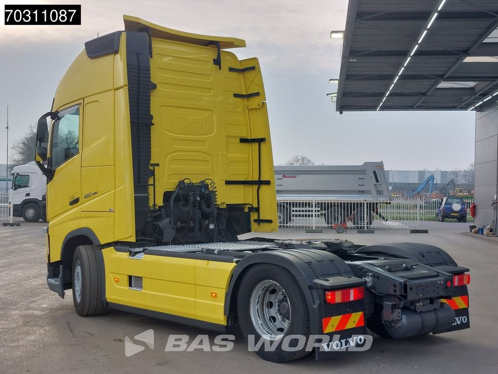 Volvo FH 460 4X2 XL Retarder 2xTanks I-ParkCool ACC