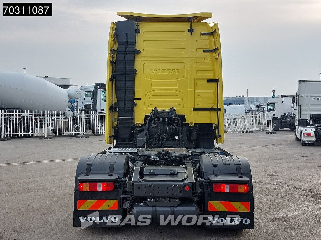 Volvo FH 460 4X2 XL Retarder 2xTanks I-ParkCool ACC