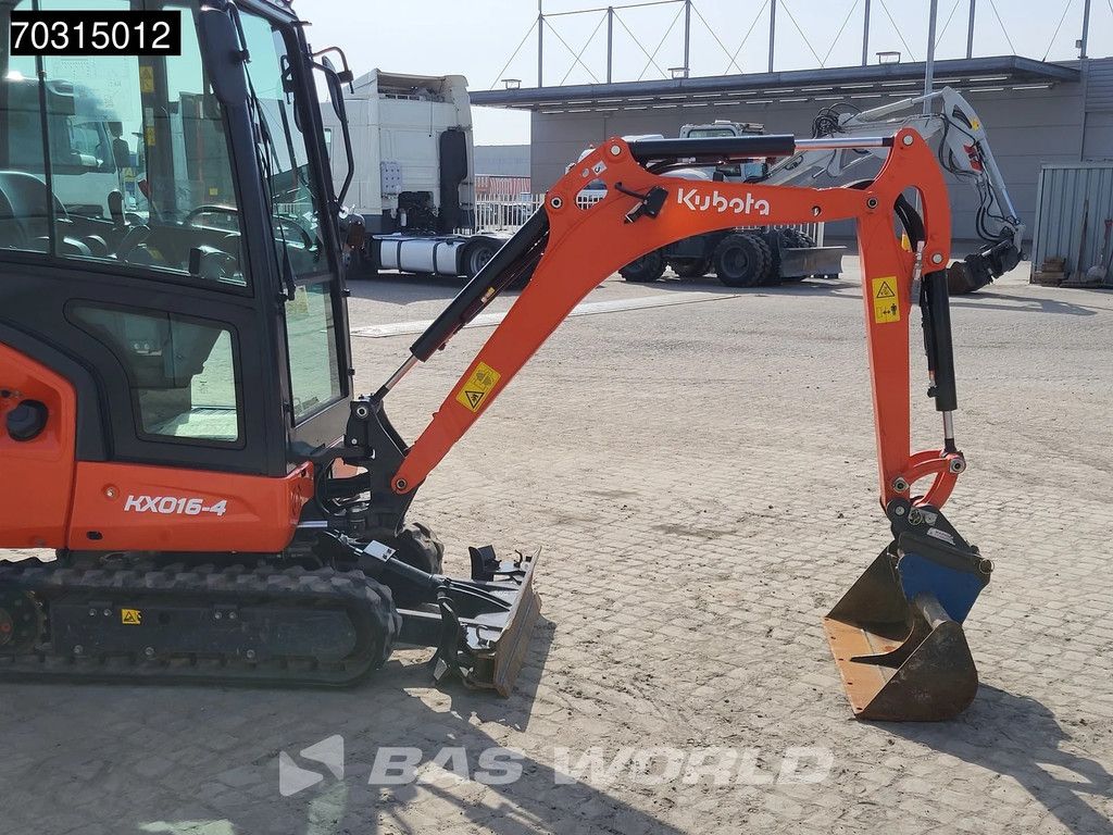 Kubota KX016-4