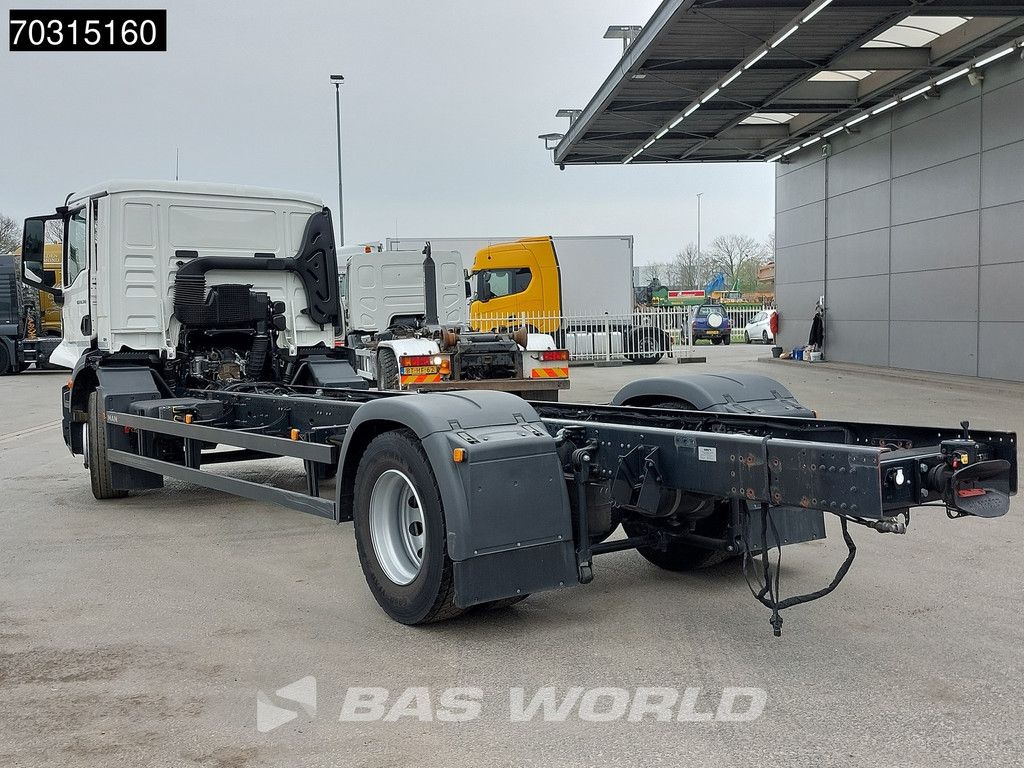 MAN TGM 18.320 4X2 DAMAGED Truck Parking Driveable 18 tons chassis Automatic Euro 6