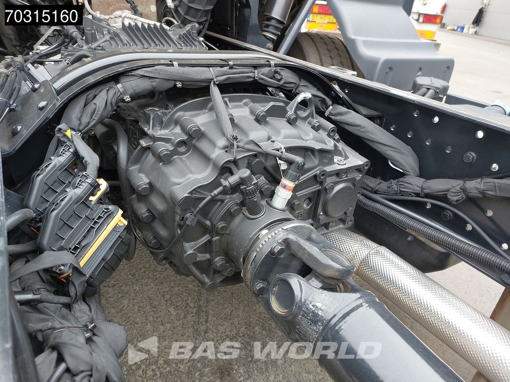 MAN TGM 18.320 4X2 DAMAGED Truck Parking Driveable 18 tons chassis Automatic Euro 6