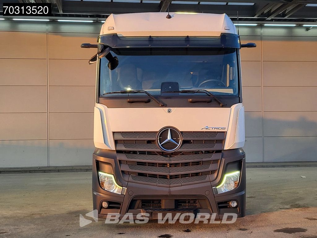Mercedes Actros 1845 4X2 Bigspace Lowdeck Mirrorcam 2x Tank