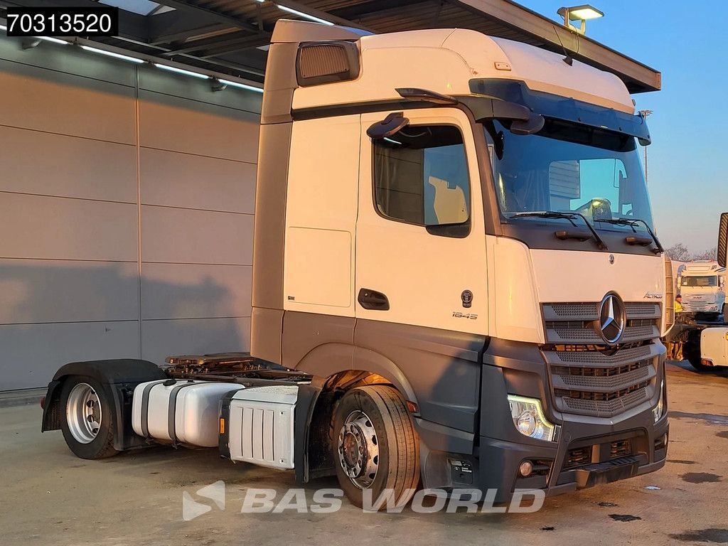 Mercedes Actros 1845 4X2 Bigspace Lowdeck Mirrorcam 2x Tank