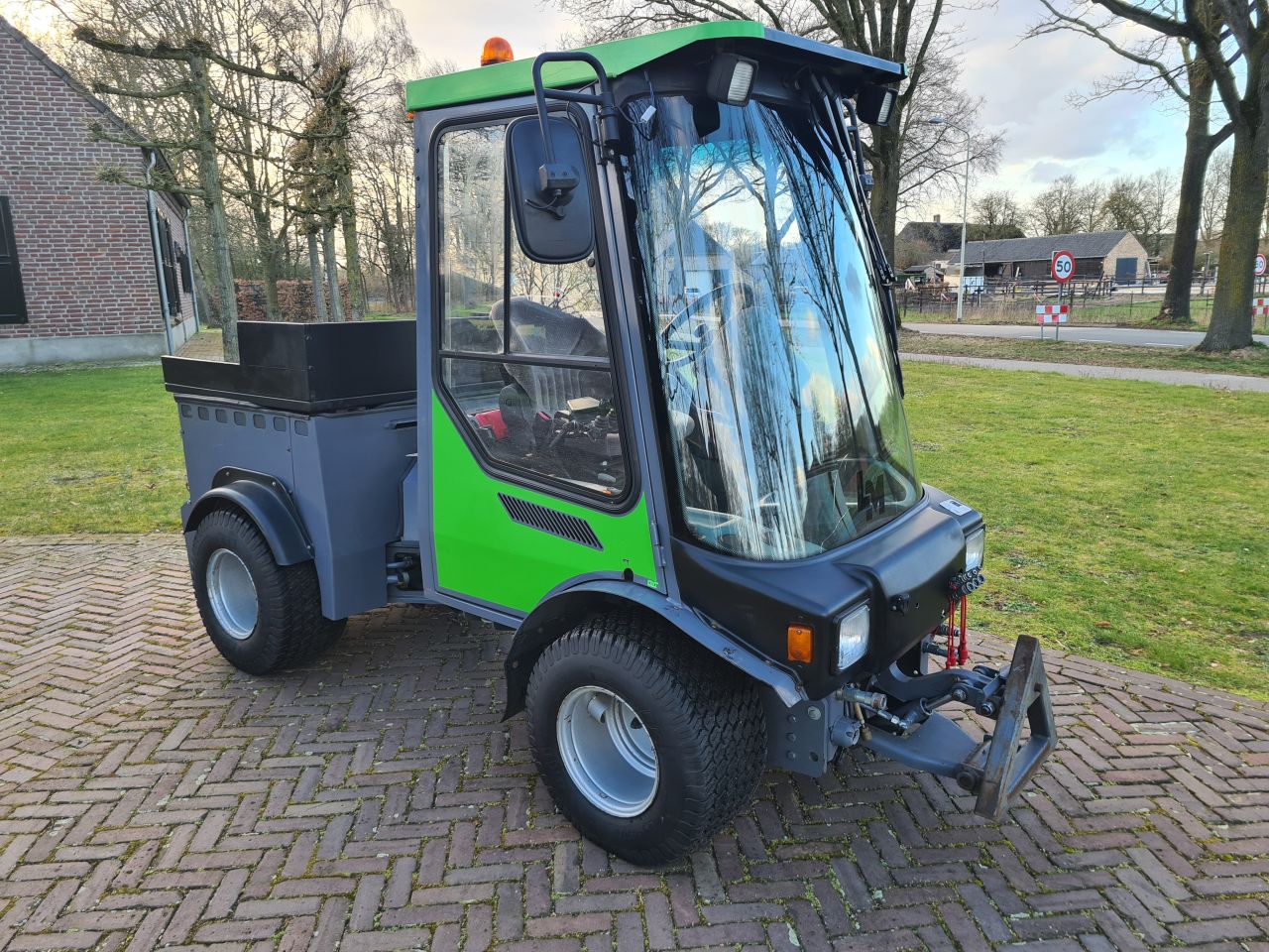 Lm trac 336 werktuigdrager werktuigendrager 2013