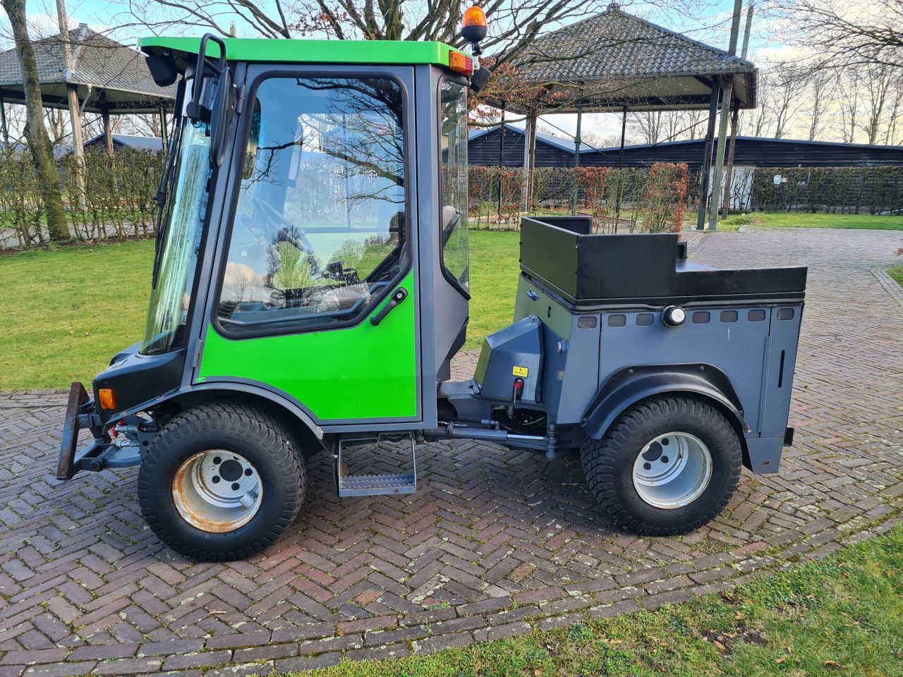 Lm trac 336 werktuigdrager werktuigendrager 2013