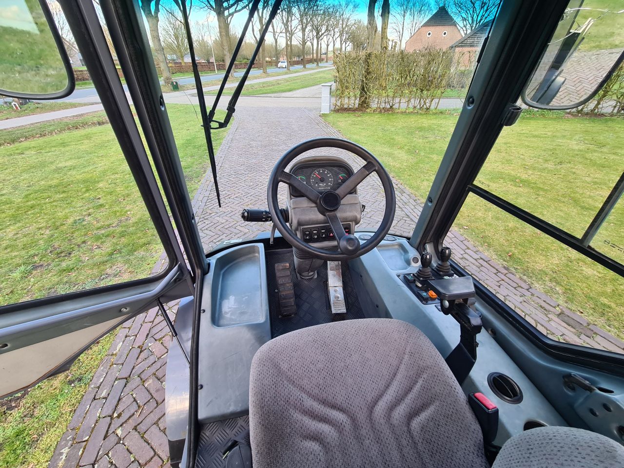 Lm trac 336 werktuigdrager werktuigendrager 2013